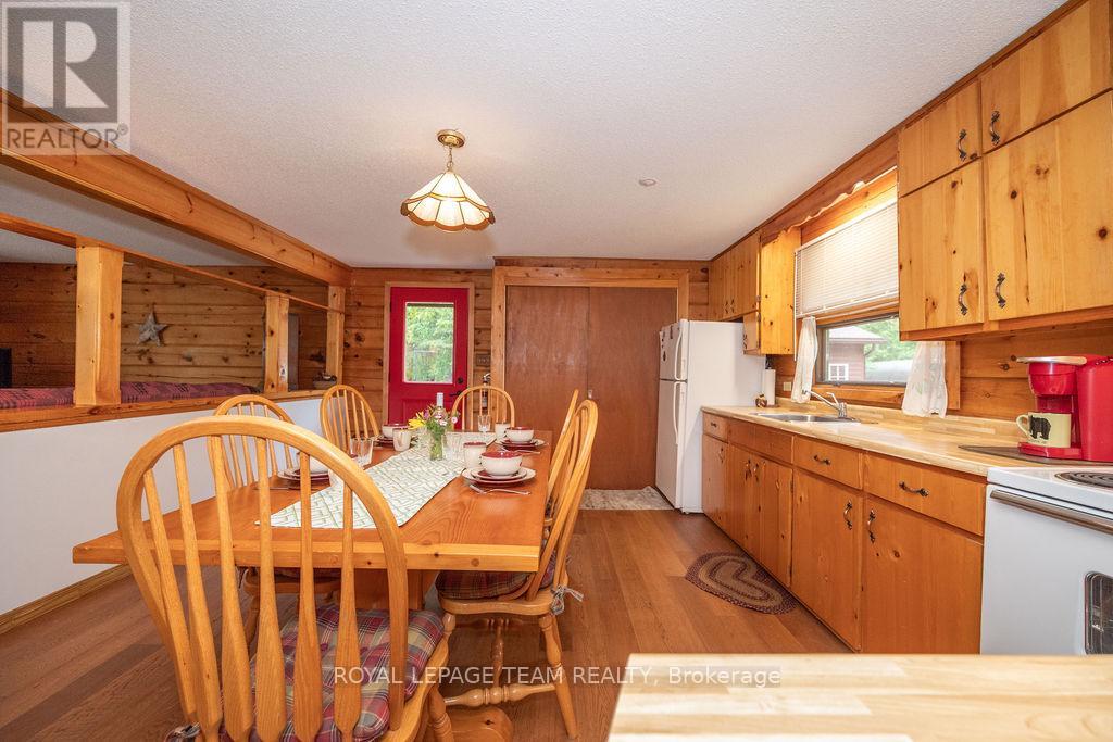 153 Recoskie Lane, Killaloe, Ontario  K0J 2A0 - Photo 10 - X12234413