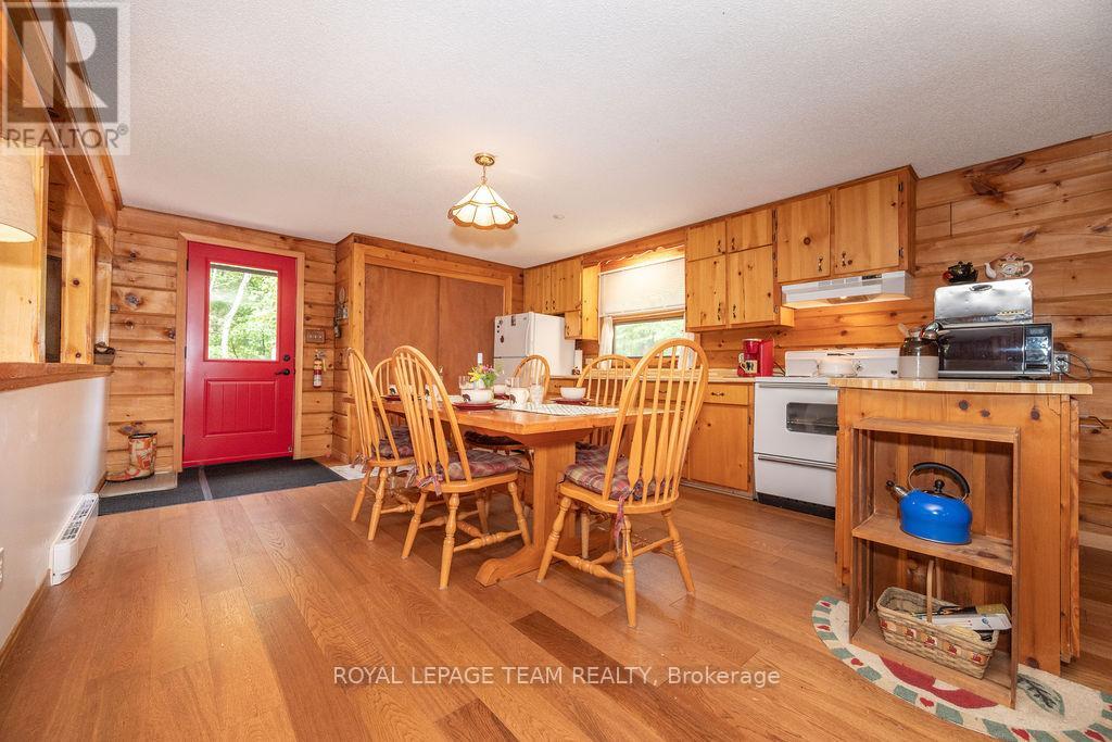 153 Recoskie Lane, Killaloe, Ontario  K0J 2A0 - Photo 12 - X12234413