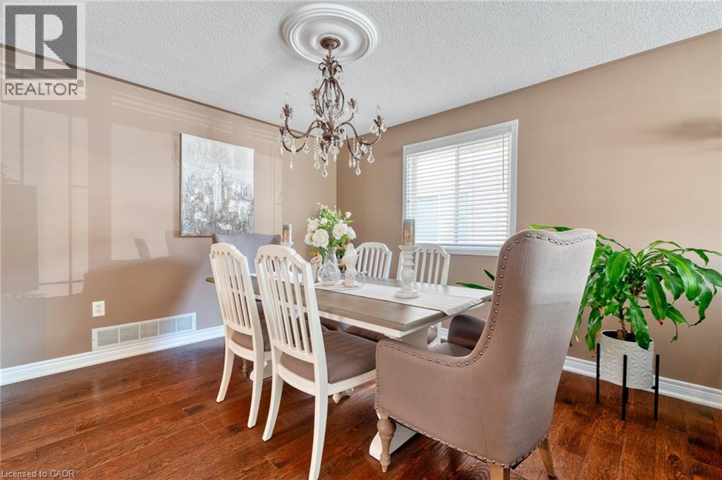 13 Loneoak Crescent, Stoney Creek, Ontario  L8J 2P4 - Photo 6 - 40766894