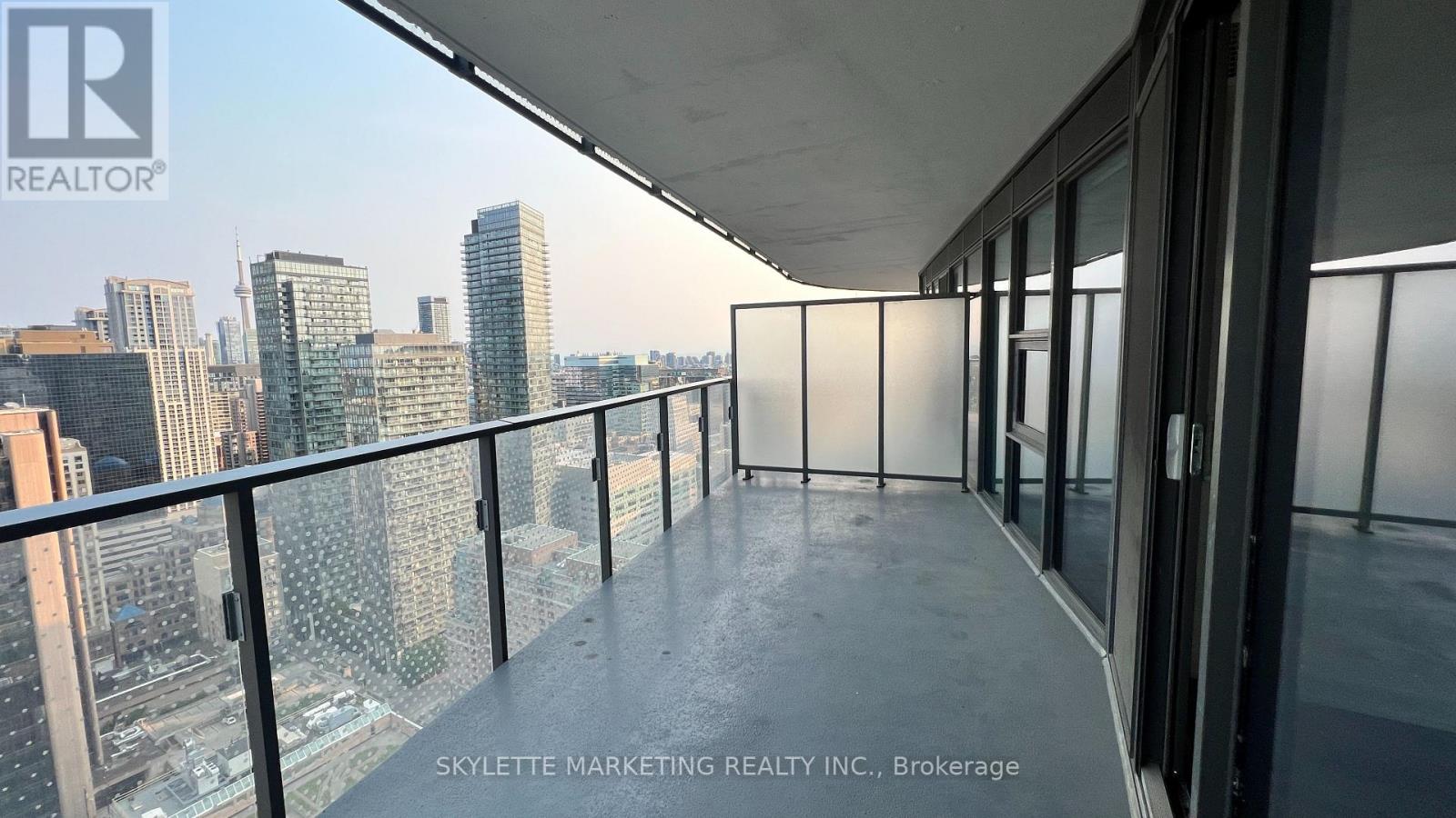3204 - 11 Wellesley Street W, Toronto, Ontario  M4Y 0G4 - Photo 25 - C12385883