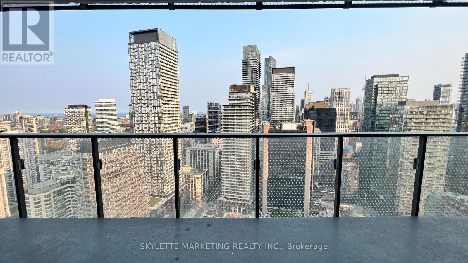 3204 - 11 Wellesley Street W, Toronto, Ontario  M4Y 0G4 - Photo 31 - C12385883