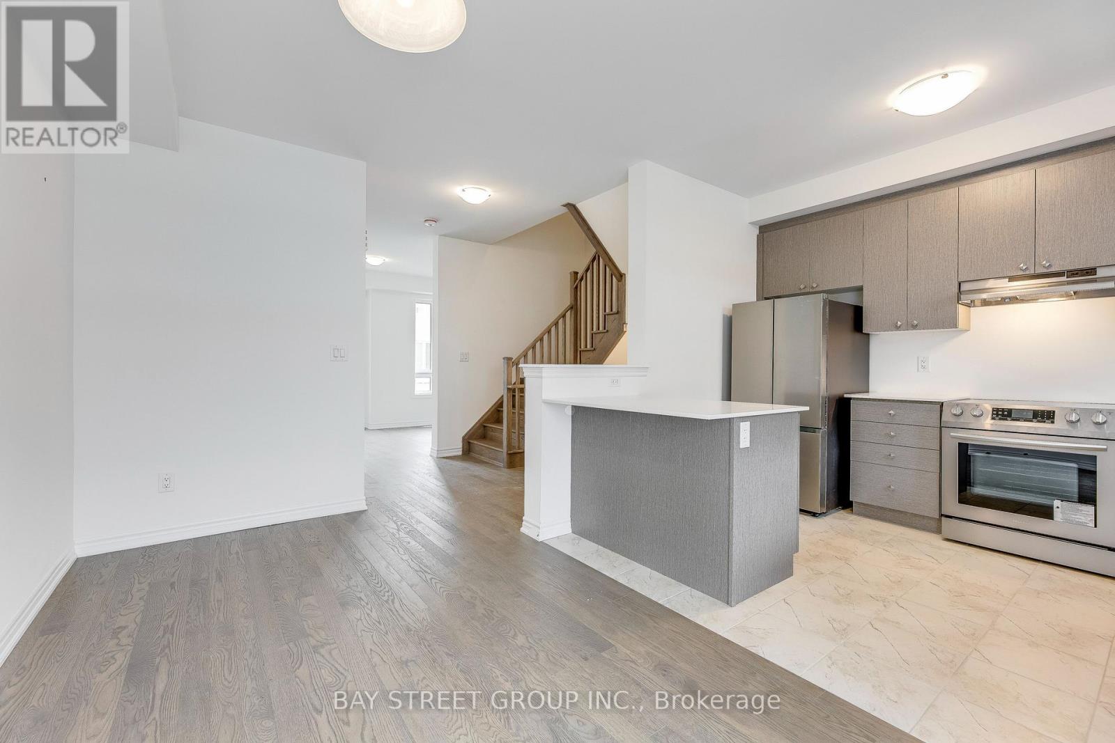11 Massachusetts Lane, Markham, Ontario  L6E 0V6 - Photo 17 - N12385882