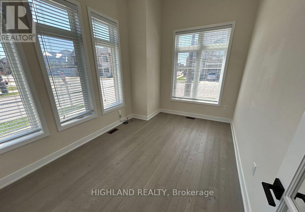 97 Bowbeer Road, Oakville, Ontario  L6H 7C5 - Photo 7 - W12385888