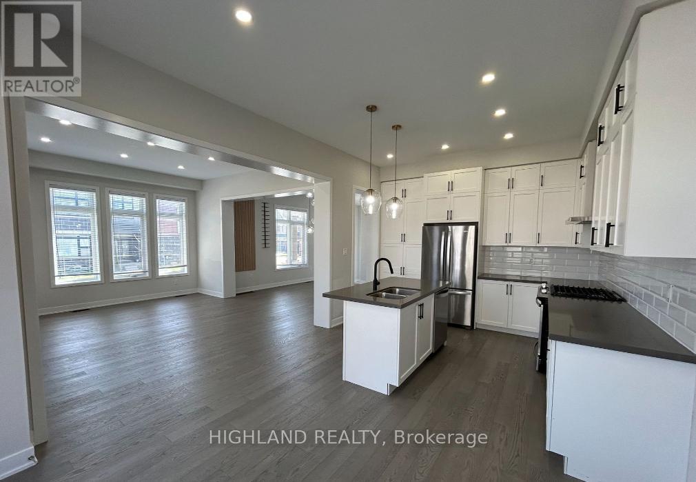 97 Bowbeer Road, Oakville, Ontario  L6H 7C5 - Photo 5 - W12385888