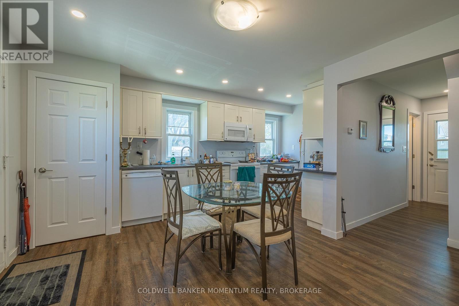 5412 Houck Drive, Niagara Falls, Ontario  L2E 1S1 - Photo 11 - X12385985