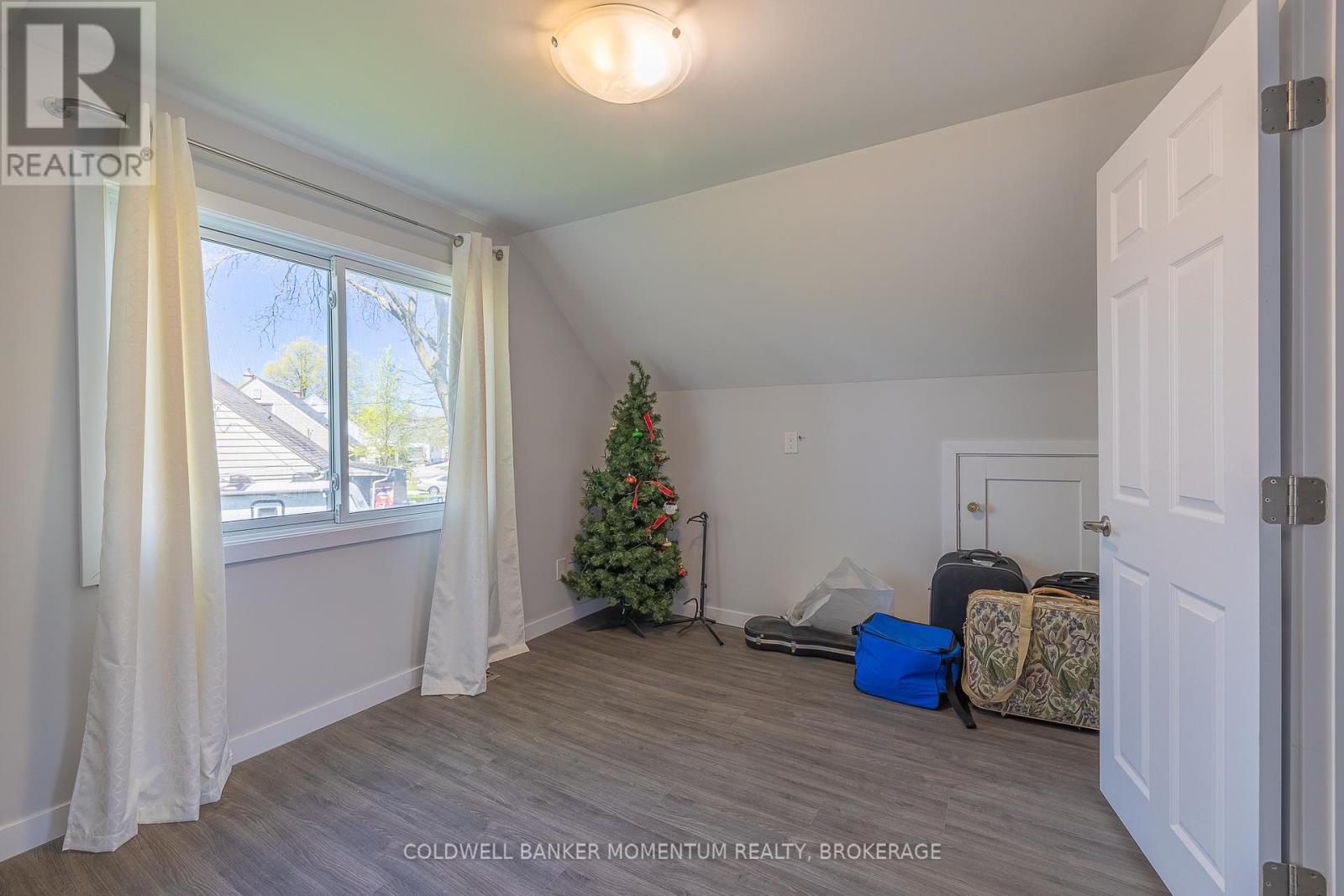 5412 Houck Drive, Niagara Falls, Ontario  L2E 1S1 - Photo 23 - X12385985