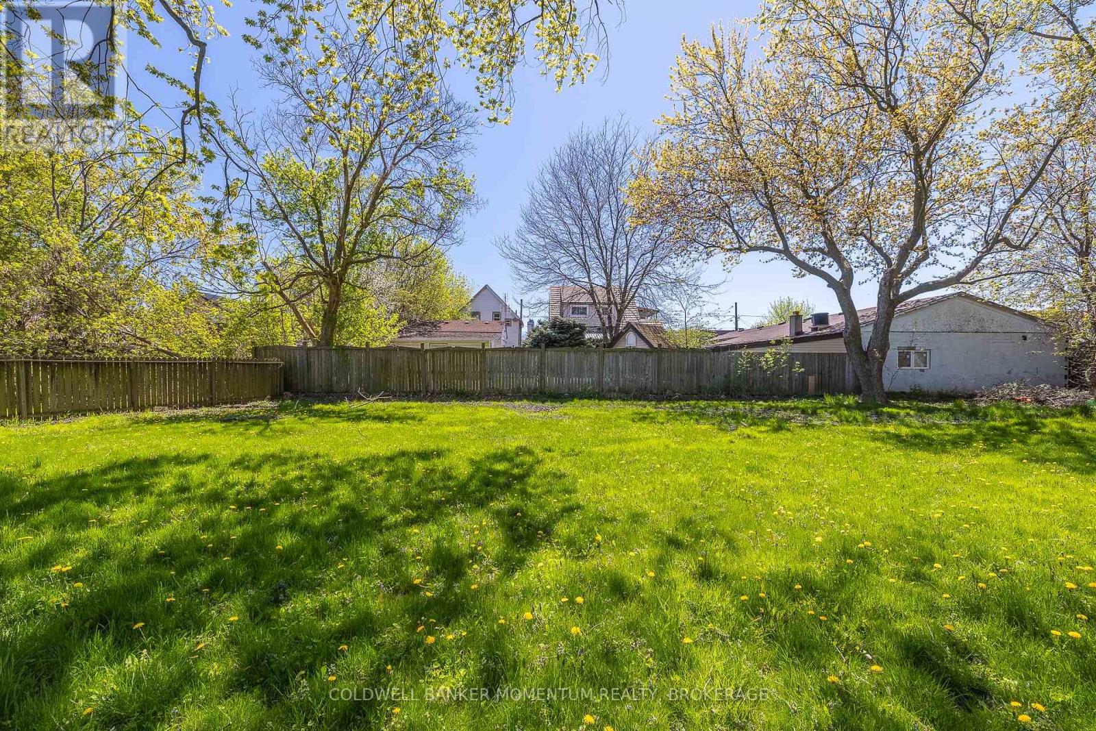 5412 Houck Drive, Niagara Falls, Ontario  L2E 1S1 - Photo 32 - X12385985