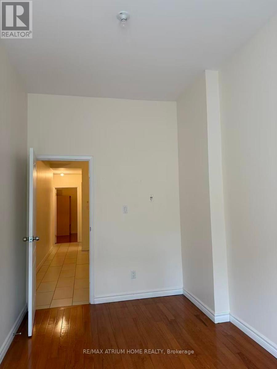 201 - 413 Spadina Avenue, Toronto, Ontario  M5T 2G6 - Photo 5 - C12385944
