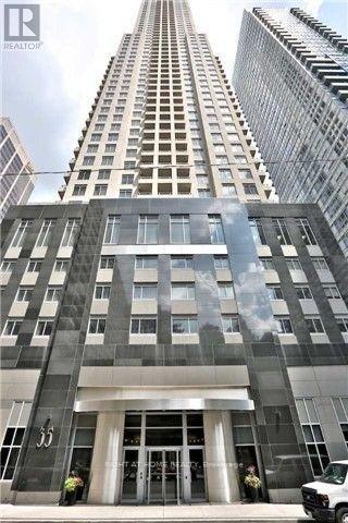 2805 - 35 Balmuto Street, Toronto, Ontario  M4Y 0A3 - Photo 1 - C12385945