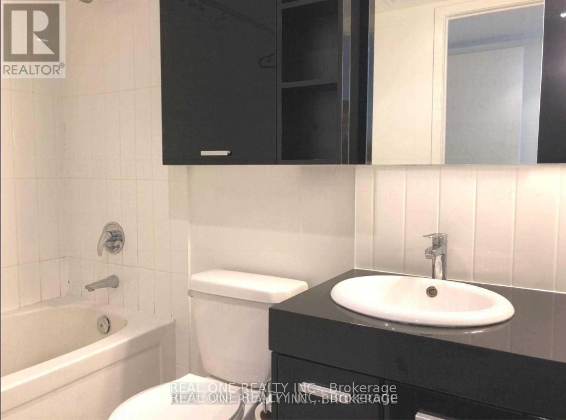 1020 - 19 Singer Court, Toronto, Ontario  M2K 0B2 - Photo 9 - C12385960