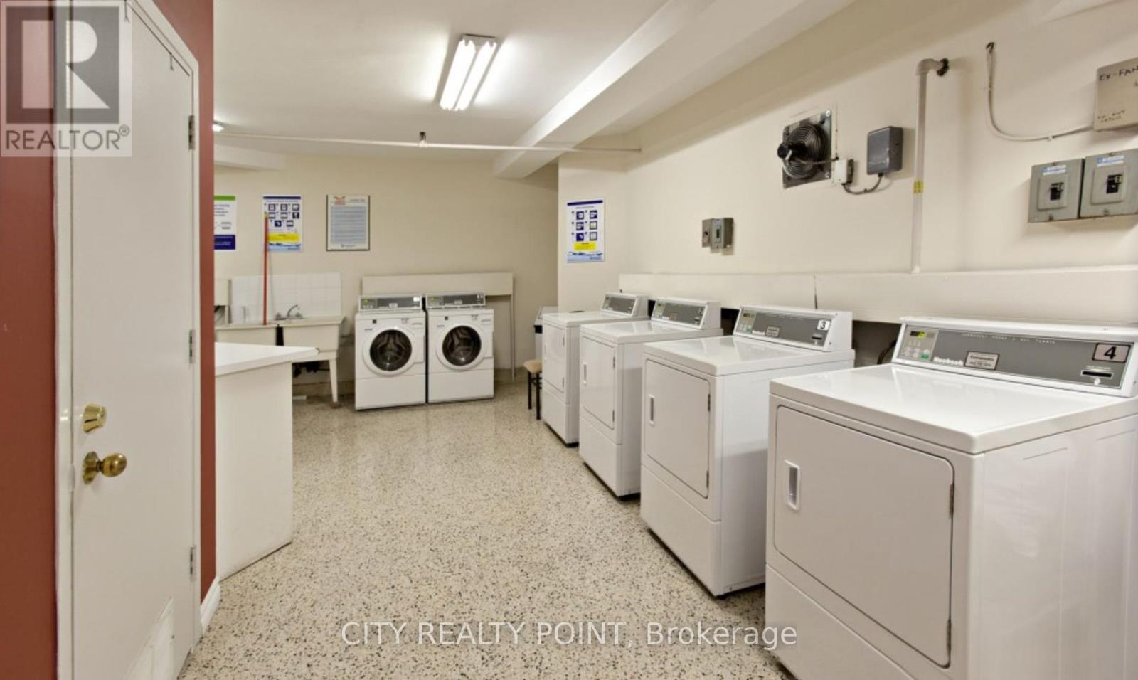 1204 - 55 Isabella Street, Toronto, Ontario  M4Y 1M8 - Photo 10 - C12385974