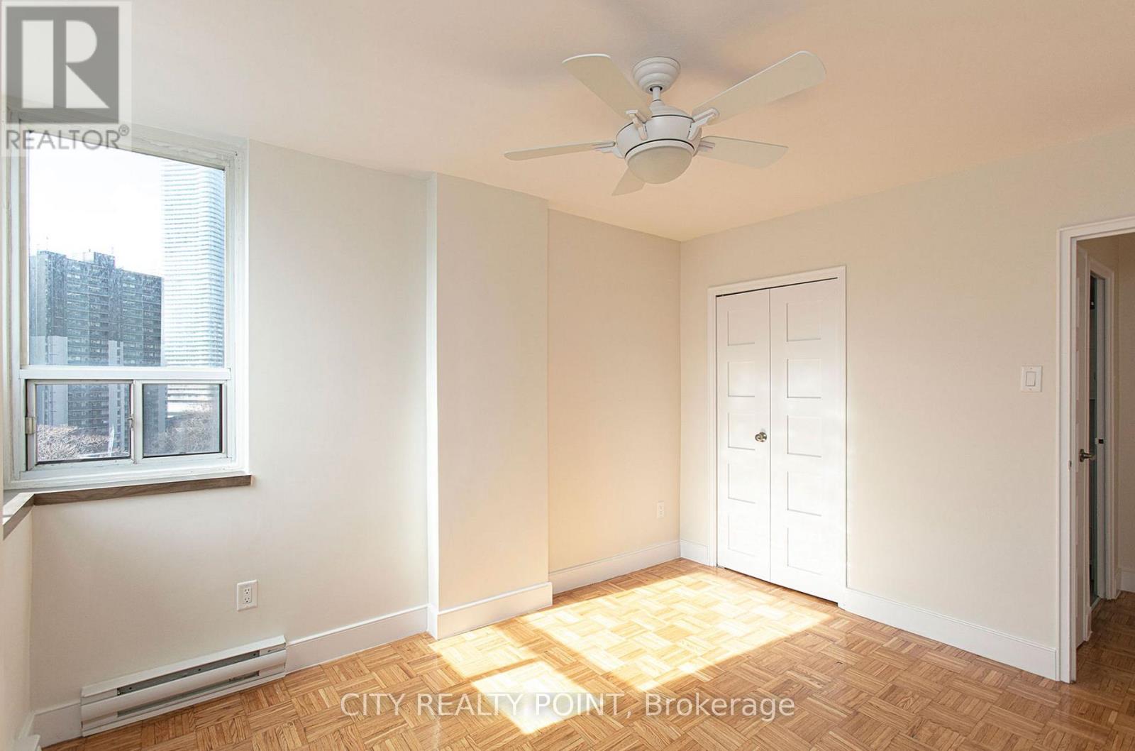 1204 - 55 Isabella Street, Toronto, Ontario  M4Y 1M8 - Photo 8 - C12385974