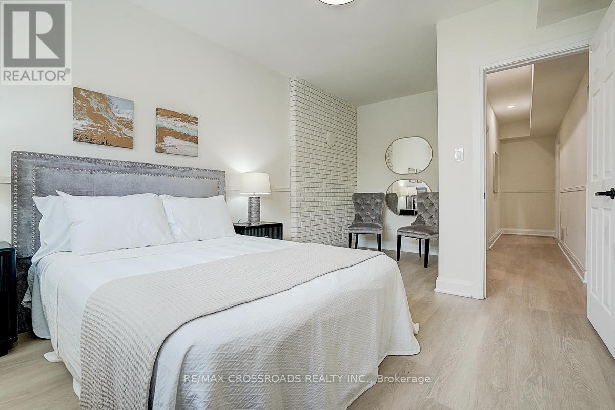 160 Letitia Street, Barrie, Ontario  L4N 1P5 - Photo 28 - S12385955