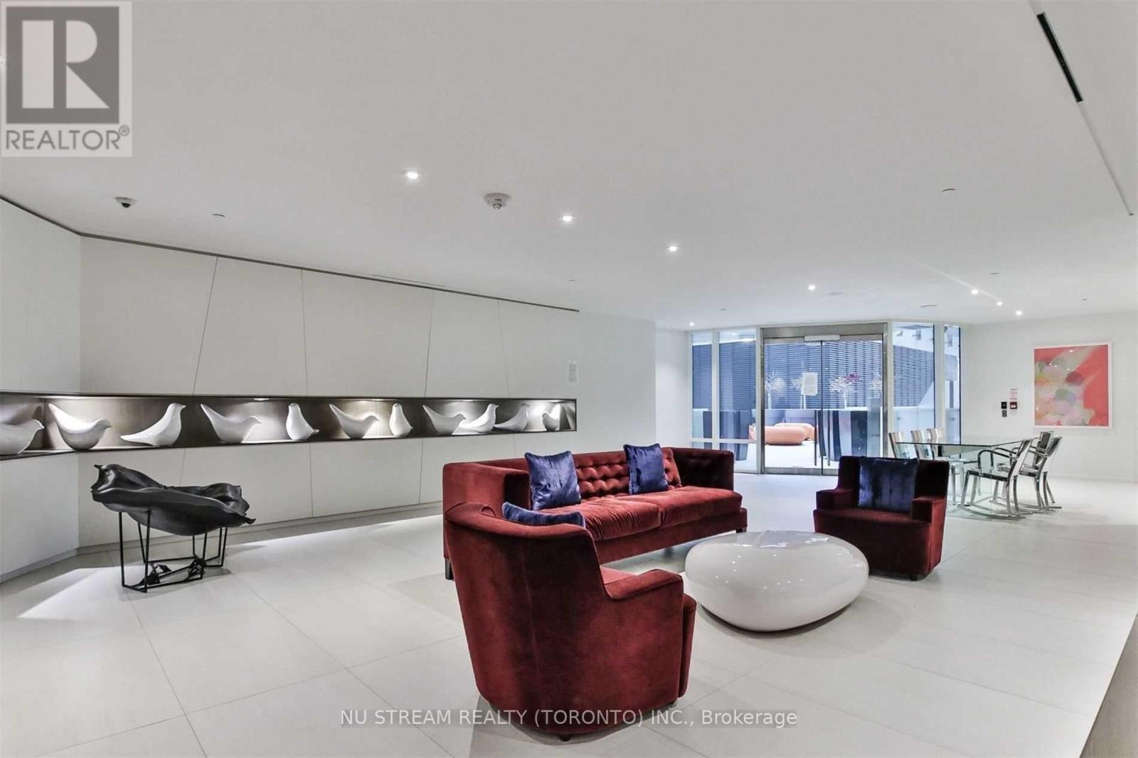 1701 - 1 Bloor Street E, Toronto, Ontario  M4W 0A8 - Photo 10 - C12385987