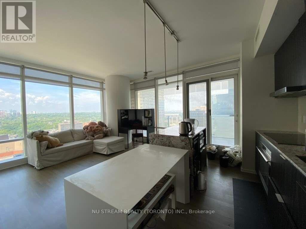 1701 - 1 Bloor Street E, Toronto, Ontario  M4W 0A8 - Photo 2 - C12385987