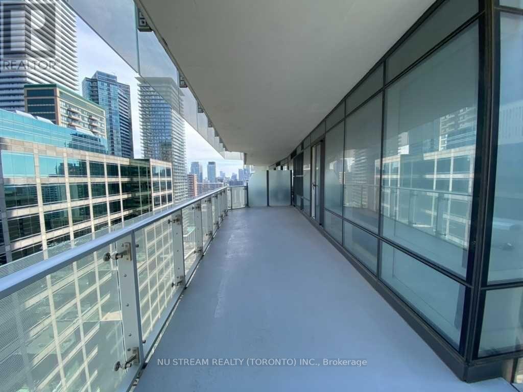 1701 - 1 Bloor Street E, Toronto, Ontario  M4W 0A8 - Photo 8 - C12385987