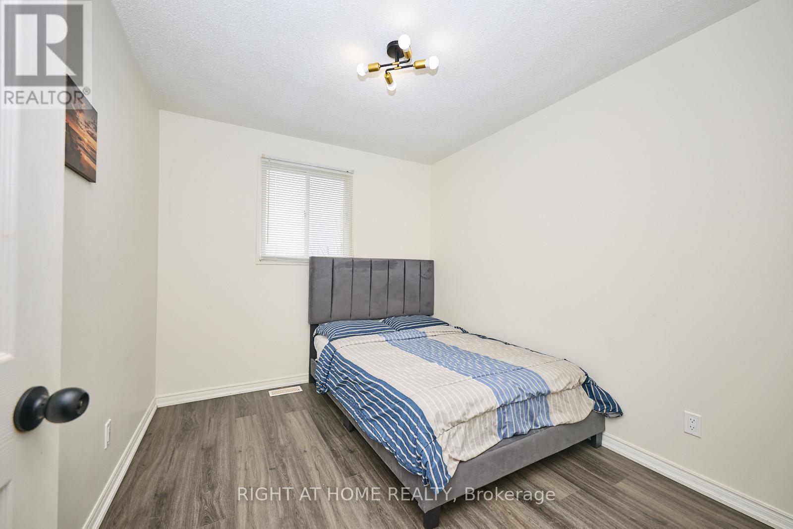 20 Station Street, Welland (Broadway), Ontario  L3C 5K7 - Photo 24 - X12385967