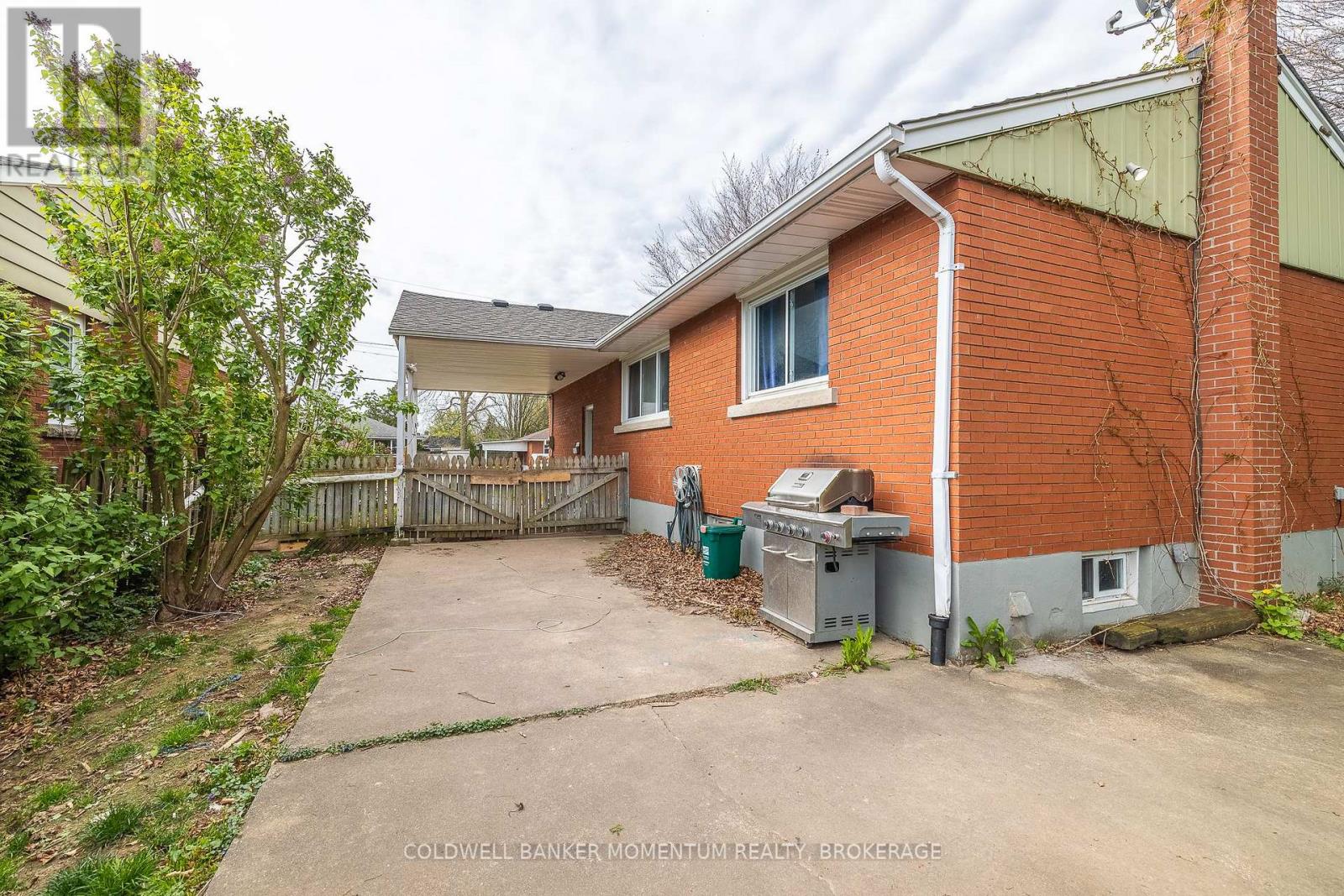 6791 O'neil Street, Niagara Falls (Stamford), Ontario  L2J 1N3 - Photo 31 - X12385991