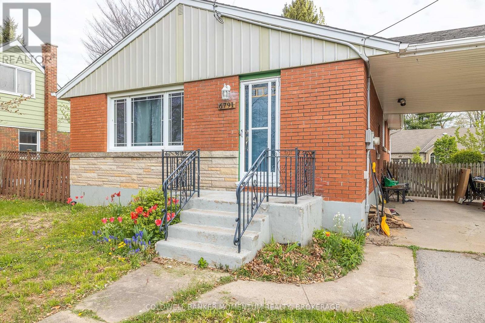 6791 O'neil Street, Niagara Falls (Stamford), Ontario  L2J 1N3 - Photo 6 - X12385991