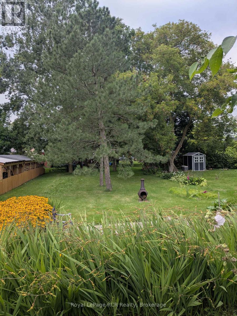 616 9th Avenue, Hanover, Ontario  N4N 2M8 - Photo 8 - X12385990