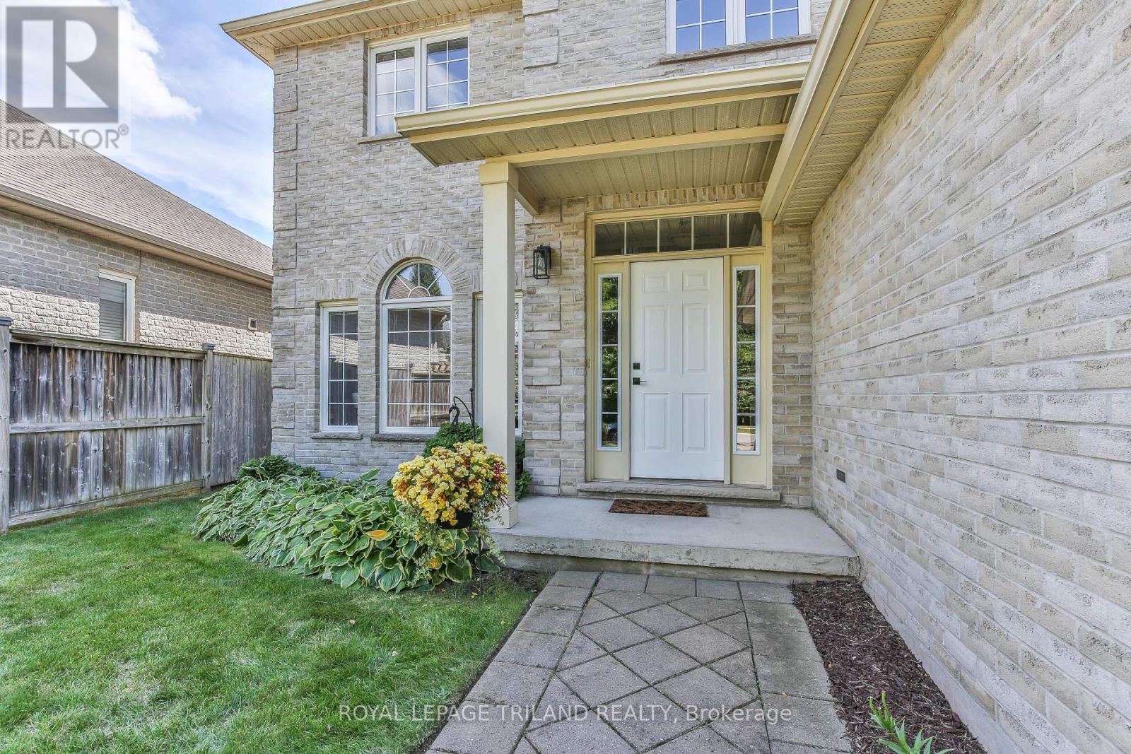 41 Greyrock Crescent, London East, Ontario  N5Y 6L4 - Photo 3 - X12382921