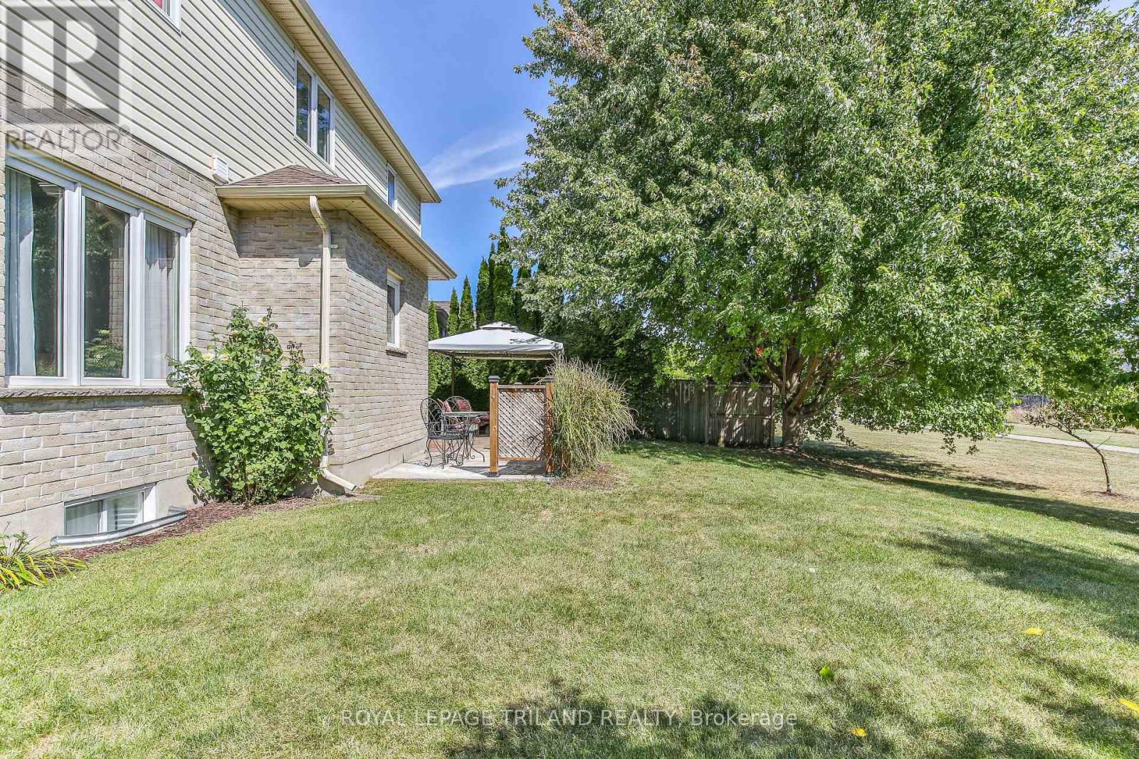 41 Greyrock Crescent, London East, Ontario  N5Y 6L4 - Photo 44 - X12382921