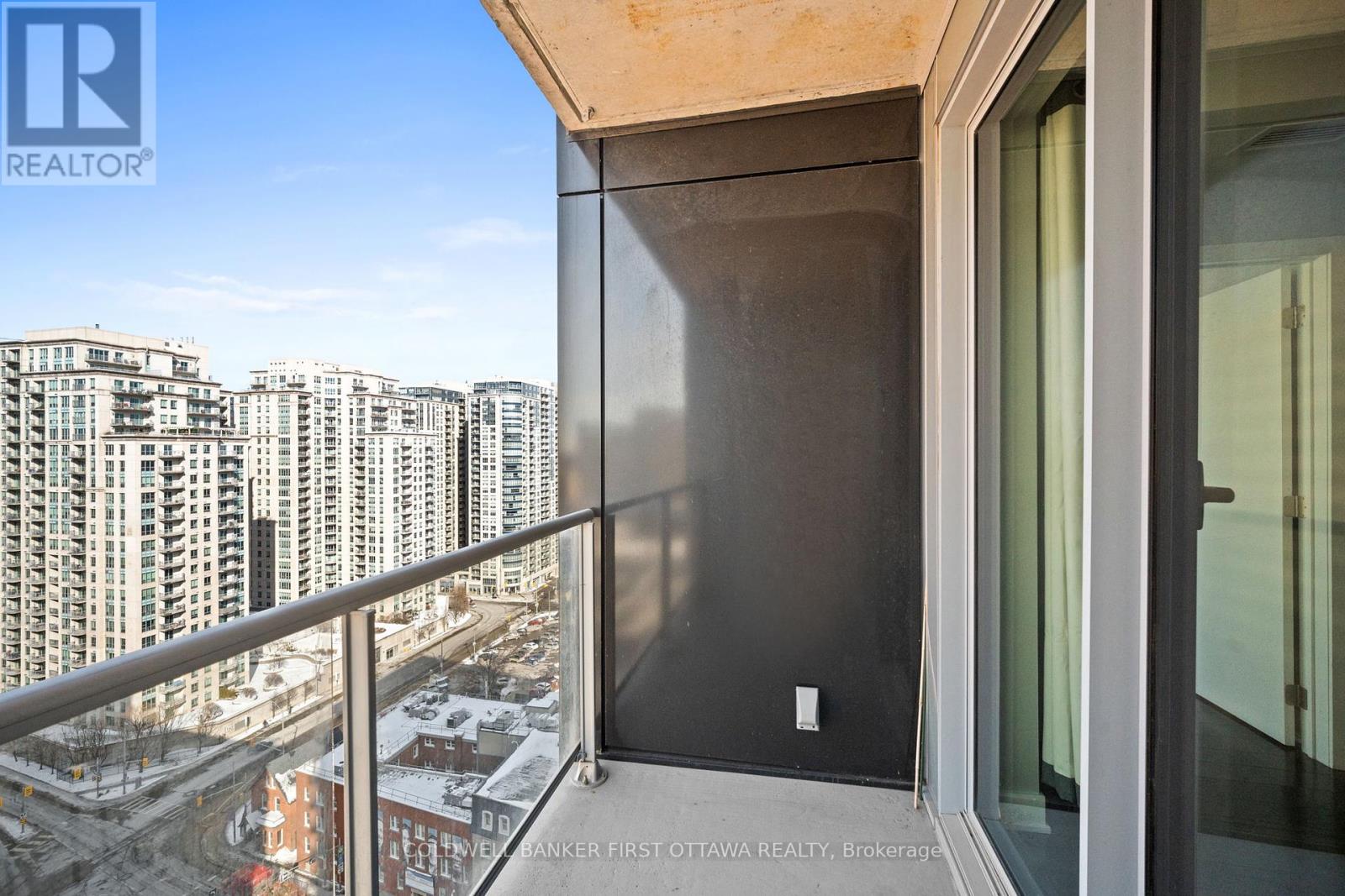 1605 - 20 Daly Street, Ottawa, Ontario  K1N 0C6 - Photo 10 - X12386013