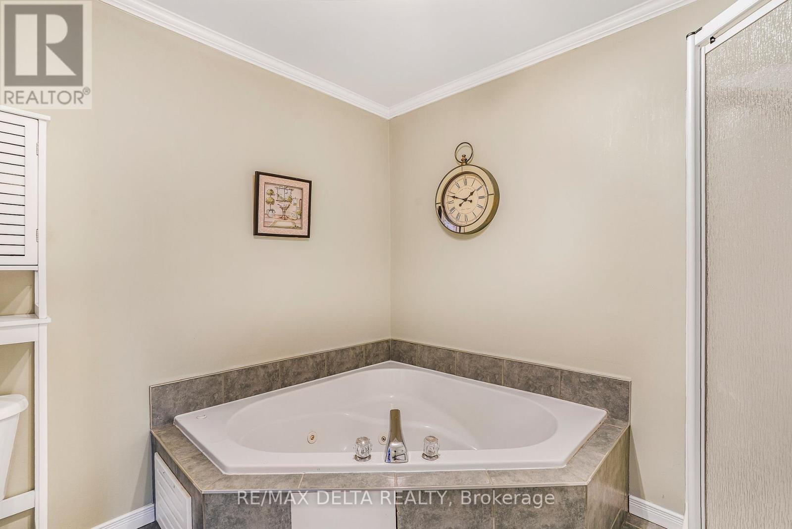 843 Nelson Street W, Hawkesbury, Ontario  K6A 3T3 - Photo 21 - X12386015