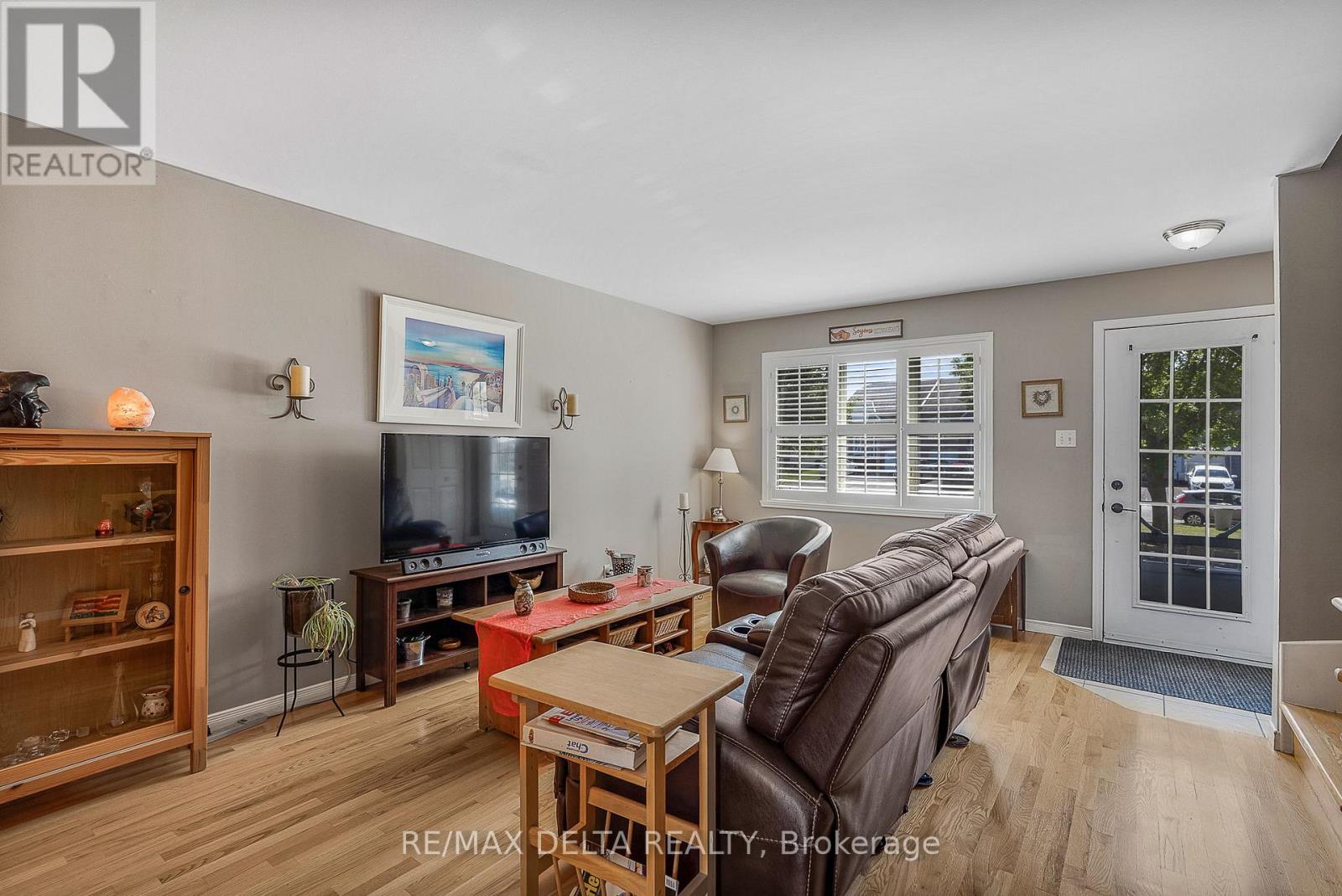 843 Nelson Street W, Hawkesbury, Ontario  K6A 3T3 - Photo 4 - X12386015