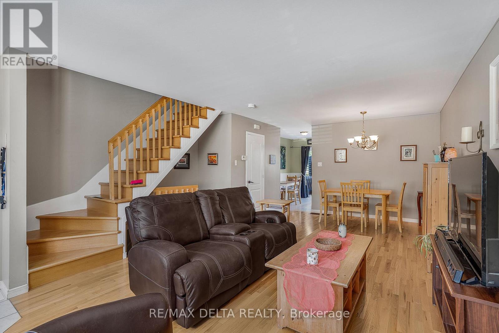 843 Nelson Street W, Hawkesbury, Ontario  K6A 3T3 - Photo 6 - X12386015