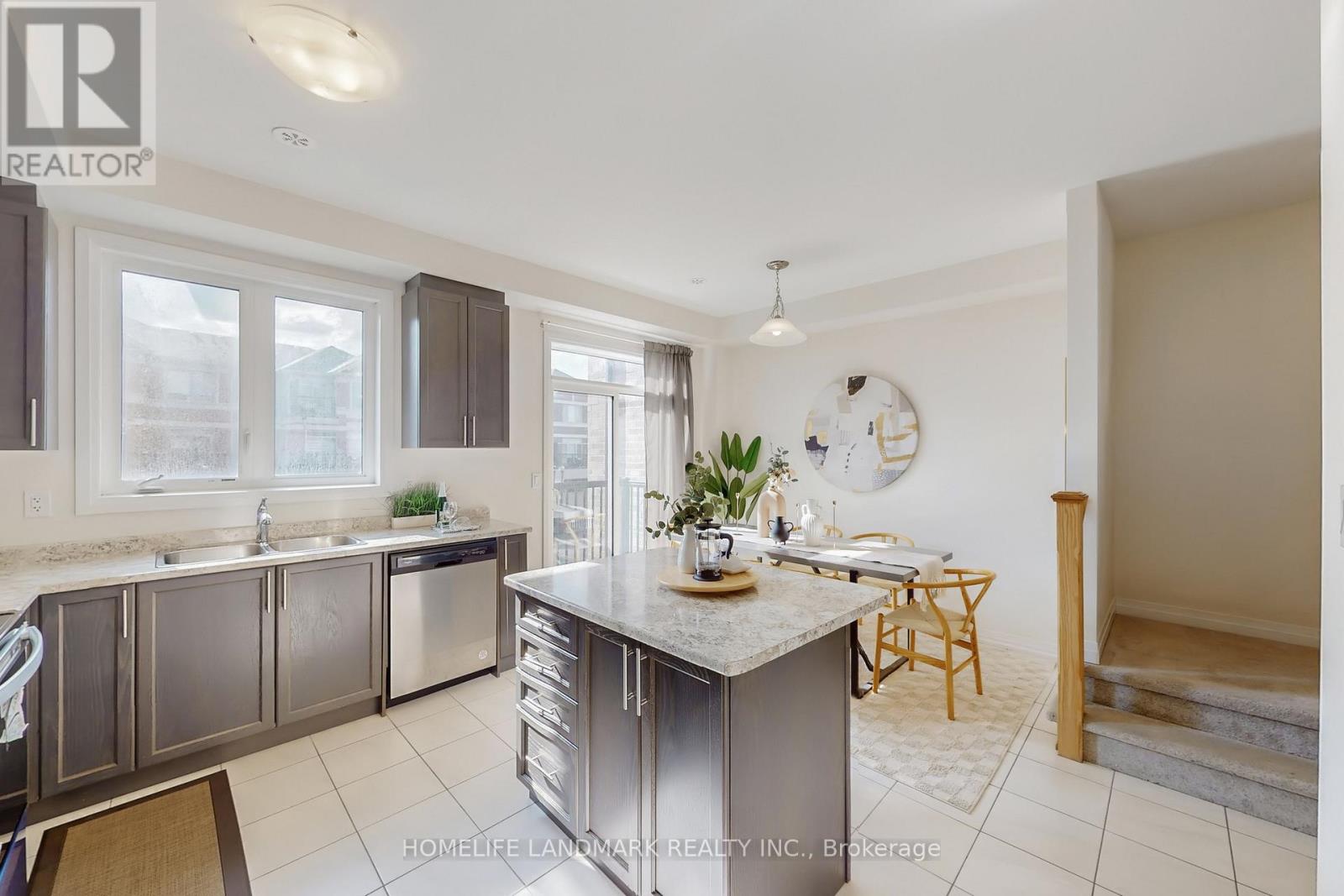 32 Sissons Way, Markham (Cedar Grove), Ontario  L6B 1R2 - Photo 14 - N12384010