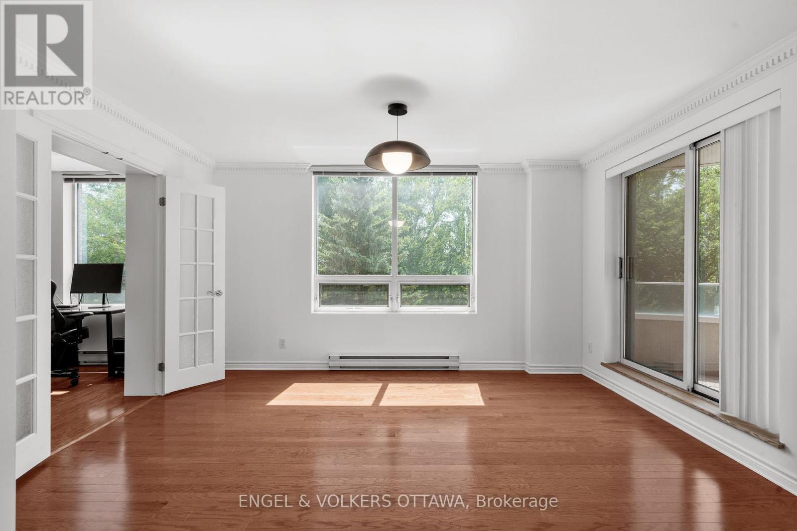 305 - 3105 Carling Avenue, Ottawa, Ontario  K2H 5A6 - Photo 11 - X12386047