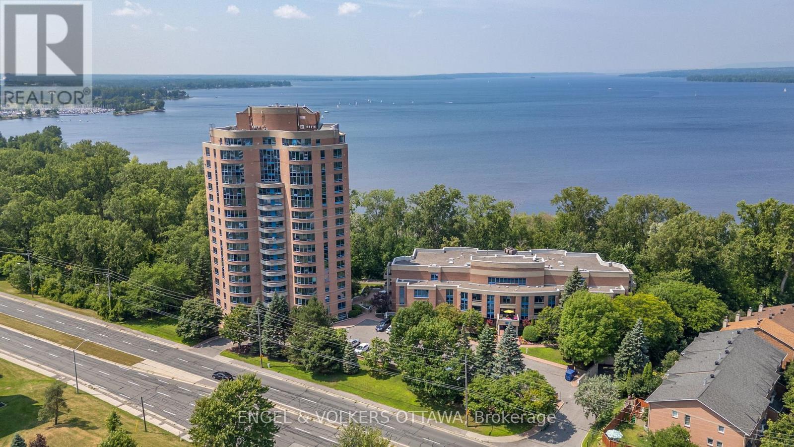 305 - 3105 Carling Avenue, Ottawa, Ontario  K2H 5A6 - Photo 3 - X12386047