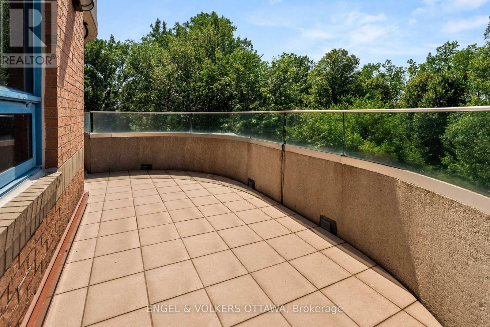 305 - 3105 Carling Avenue, Ottawa, Ontario  K2H 5A6 - Photo 31 - X12386047