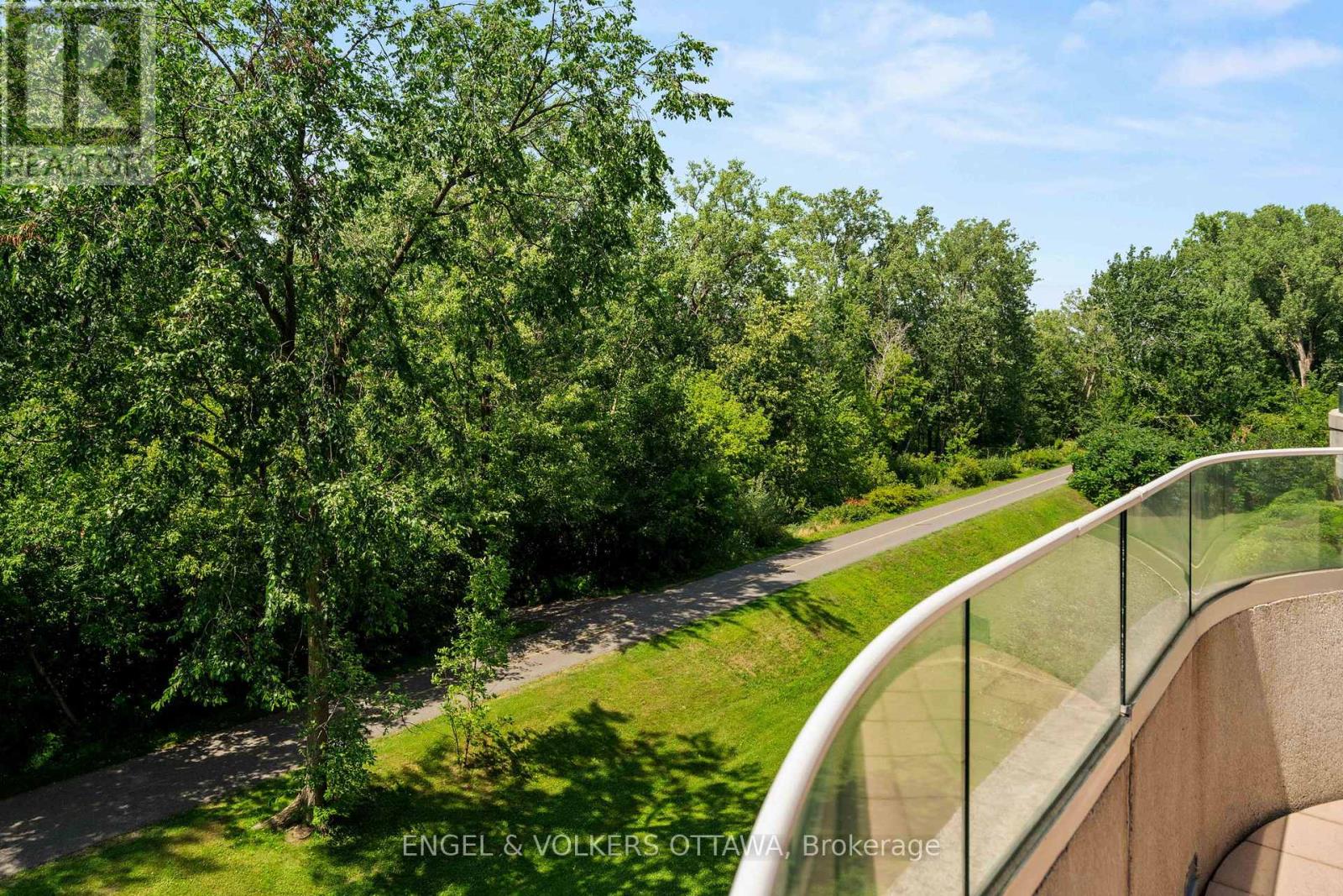 305 - 3105 Carling Avenue, Ottawa, Ontario  K2H 5A6 - Photo 32 - X12386047