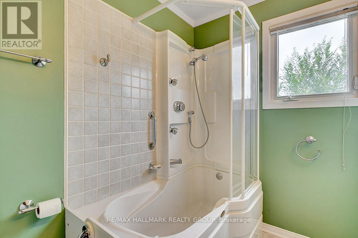 1134 Maisonneuve Street, Ottawa, Ontario  K1C 1L1 - Photo 25 - X12386053