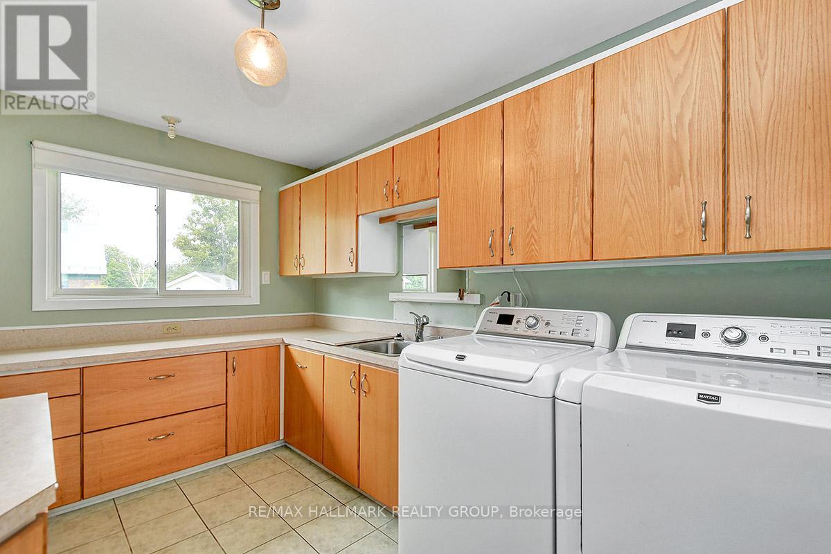 1134 Maisonneuve Street, Ottawa, Ontario  K1C 1L1 - Photo 26 - X12386053