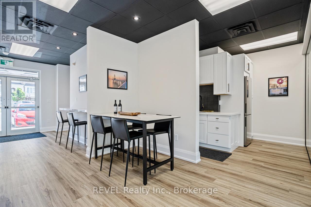 2 - 4170 Fairview Street, Burlington, Ontario  L7L 0G7 - Photo 10 - W12386044