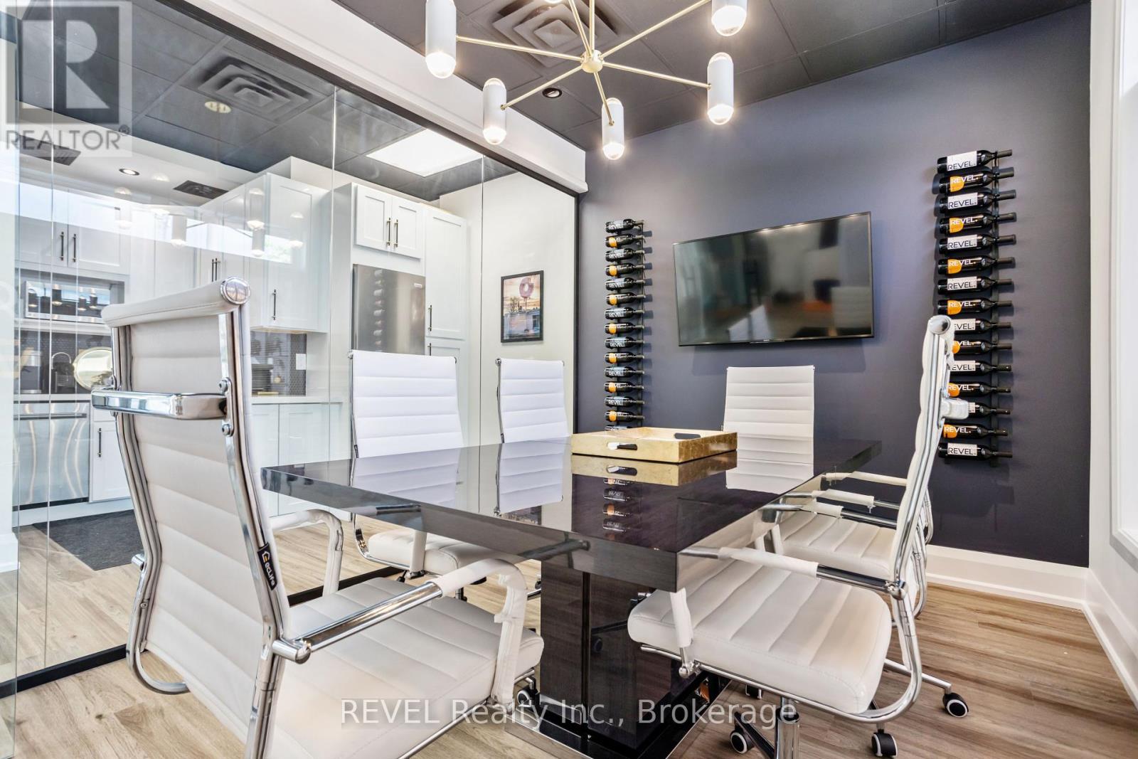 2 - 4170 Fairview Street, Burlington, Ontario  L7L 0G7 - Photo 7 - W12386044