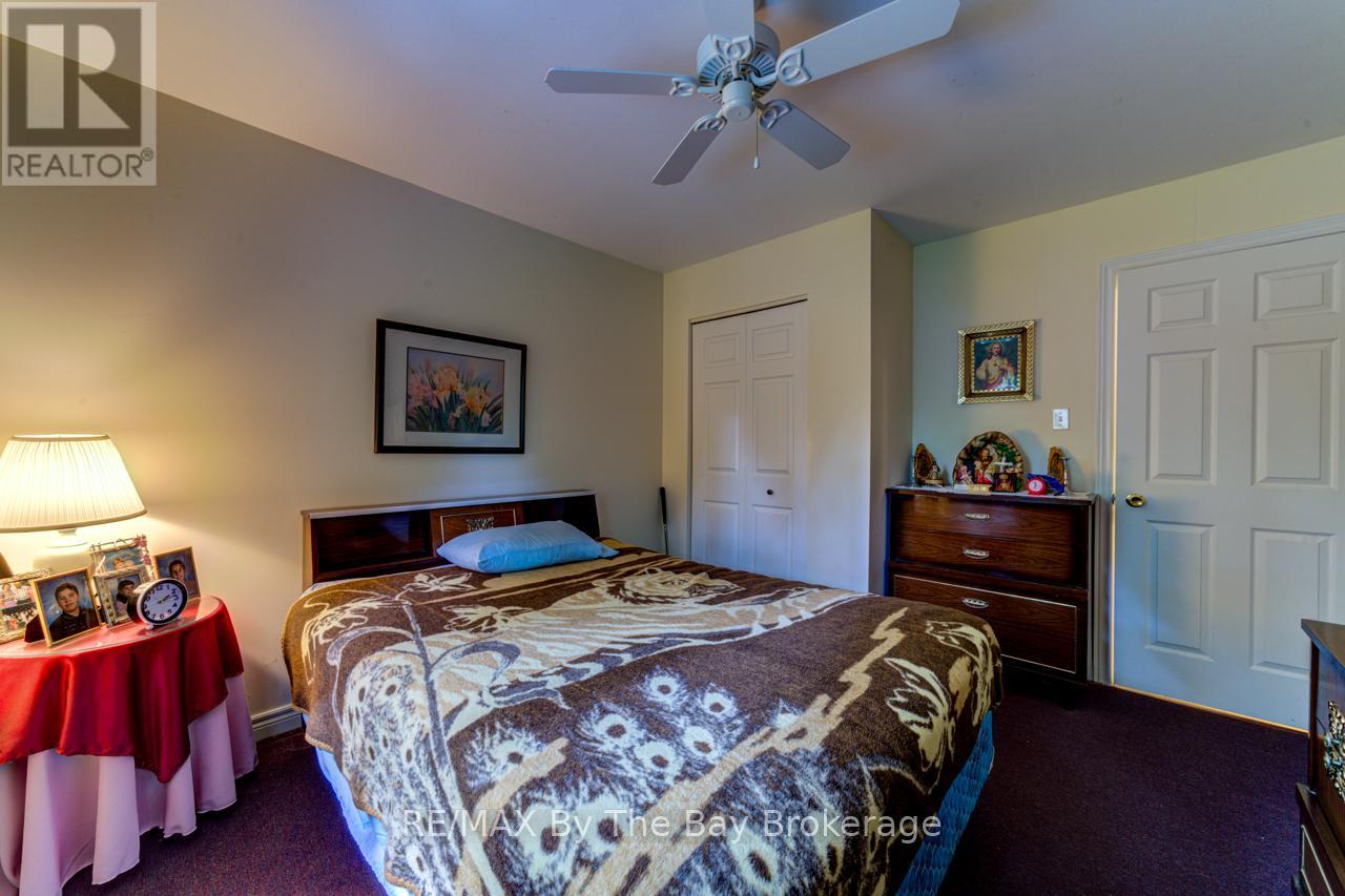 58 29th Street N, Wasaga Beach, Ontario  L9Z 2E1 - Photo 15 - S12386048