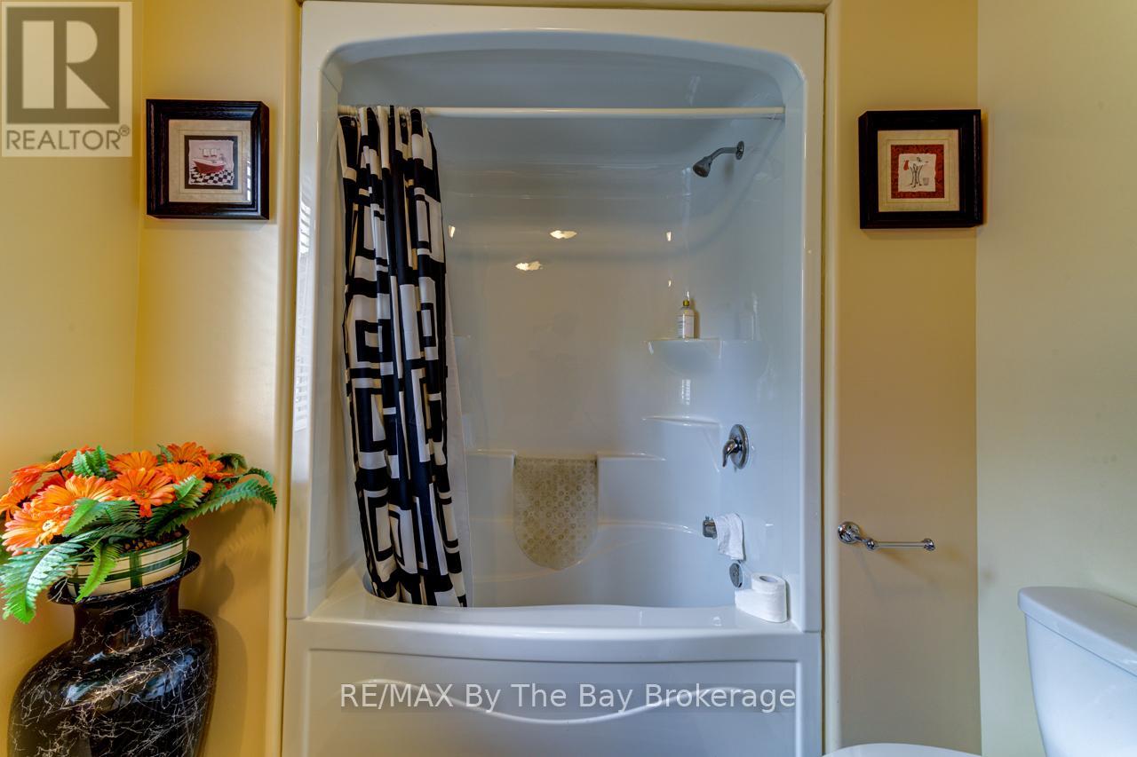58 29th Street N, Wasaga Beach, Ontario  L9Z 2E1 - Photo 20 - S12386048