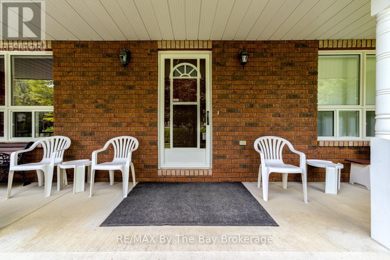 Property at 58 29TH STREET N image 5