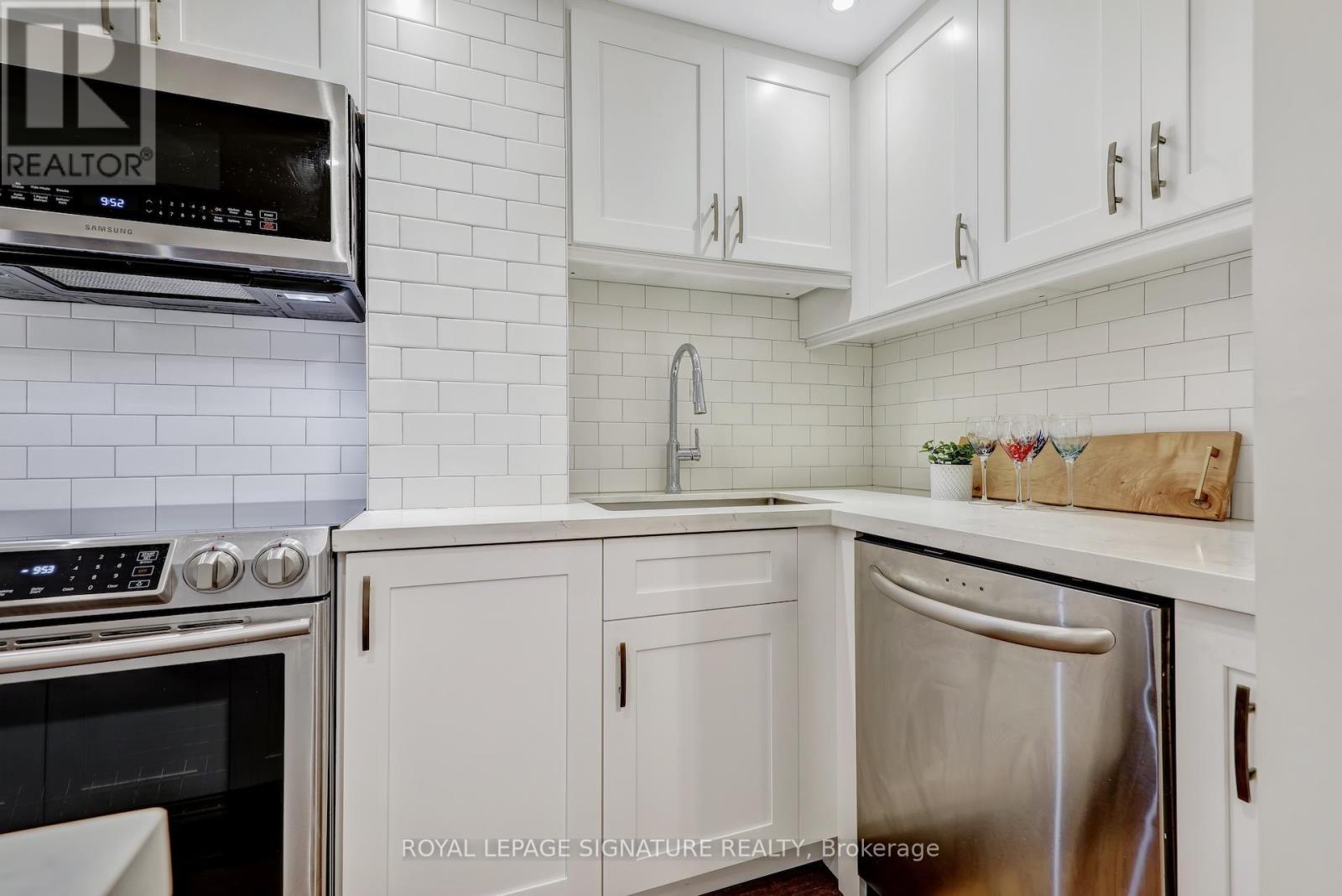 310 - 88 Charles Street E, Toronto (Church-Yonge Corridor), Ontario  M4Y 2W7 - Photo 6 - C12386041
