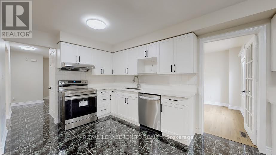 18 Littleborough Court, Toronto (Highland Creek), Ontario  M1C 4S5 - Photo 13 - E12386043
