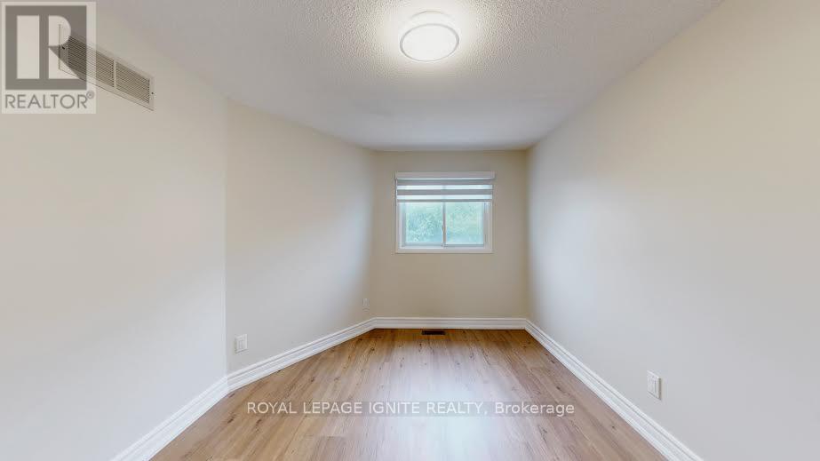 18 Littleborough Court, Toronto (Highland Creek), Ontario  M1C 4S5 - Photo 29 - E12386043