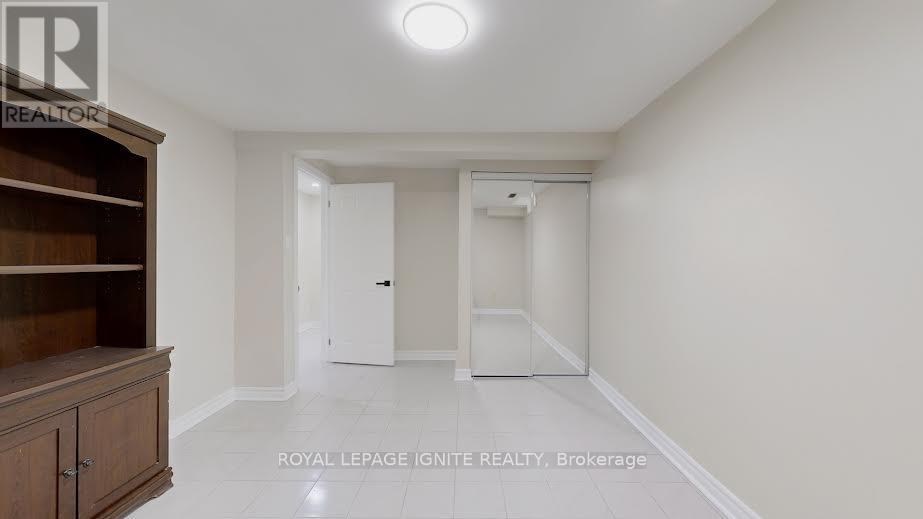 18 Littleborough Court, Toronto (Highland Creek), Ontario  M1C 4S5 - Photo 42 - E12386043