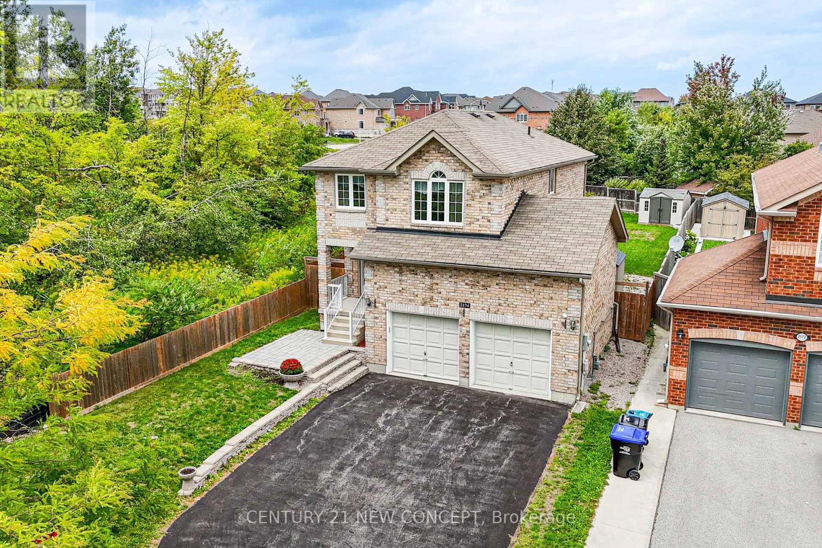 2174 Taggart Crt, Innisfil (Alcona), Ontario  L9S 0C4 - Photo 1 - N12386038
