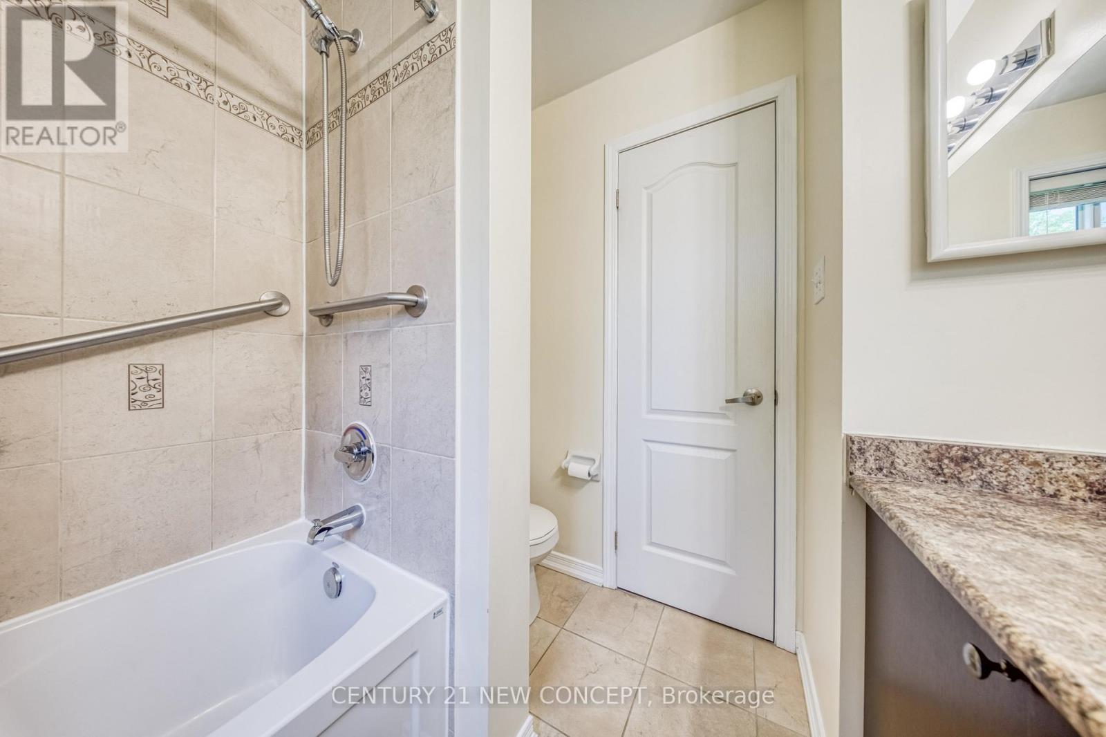 2174 Taggart Crt, Innisfil (Alcona), Ontario  L9S 0C4 - Photo 37 - N12386038