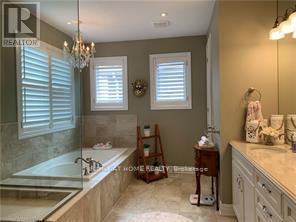 163 Magnolia Crescent, Oakville, Ontario  L6M 0Z8 - Photo 17 - W12386049