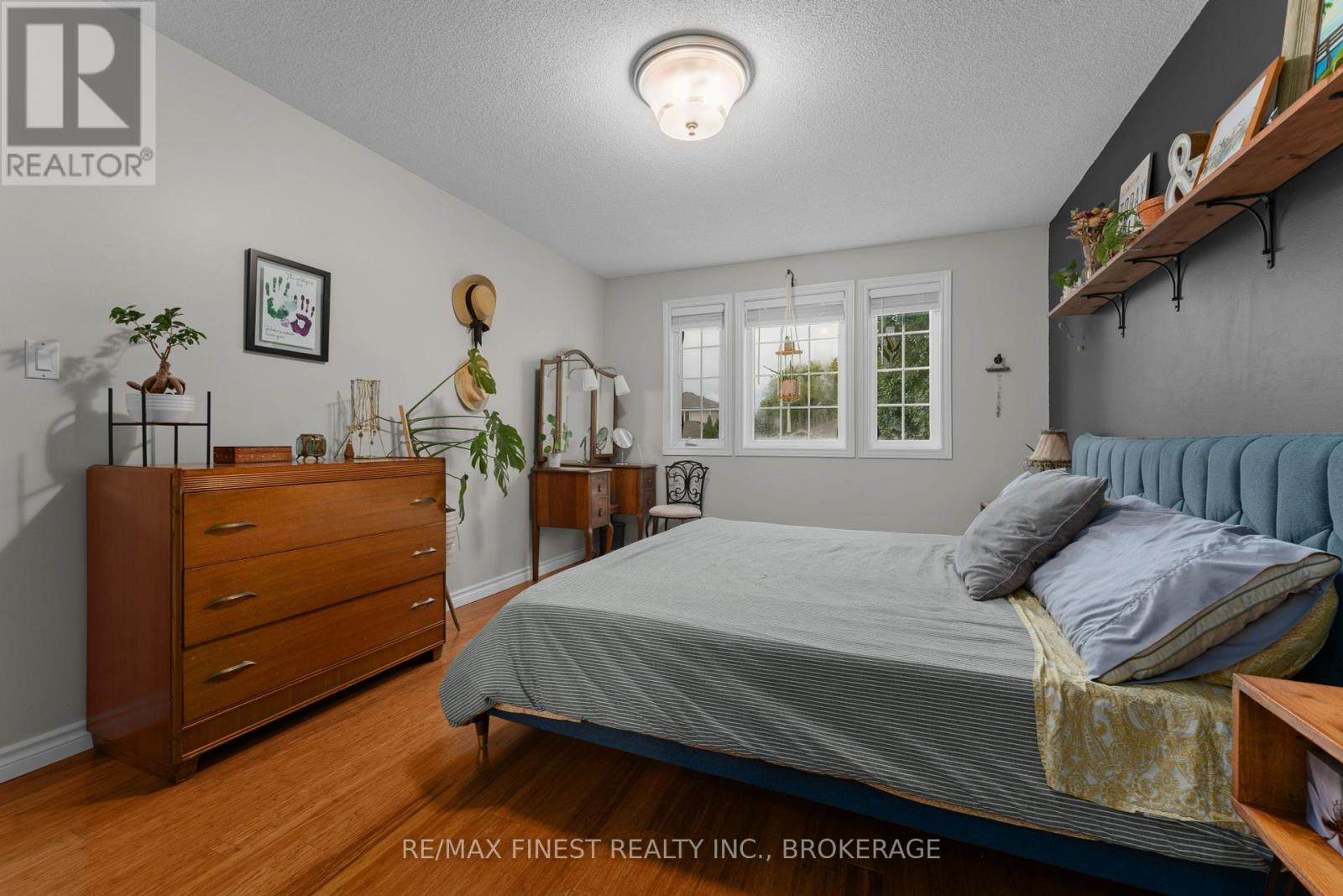 910 Lombardy Street, Kingston, Ontario  K7M 9C2 - Photo 16 - X12386070